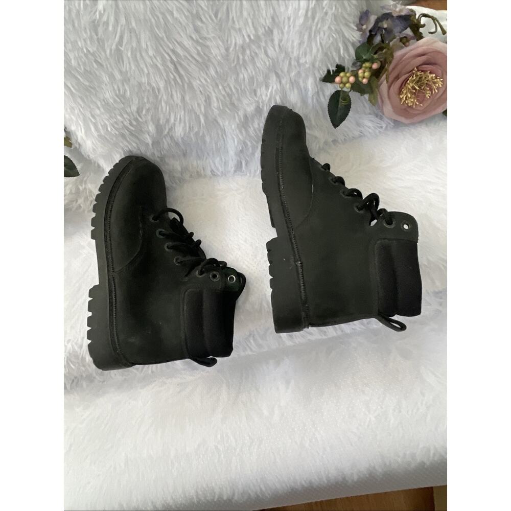Candie's Black Women's Size 8.5M Leather Combat Ankle Boots Lace Up Lug Sole - Picture 10 of 11